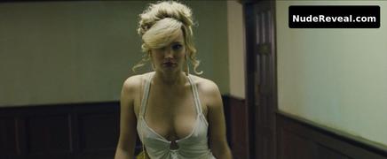 JENNIFER LAWRENCE nude in American Hustle