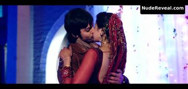 RAKUL PREET SINGH nude in Yaariyan