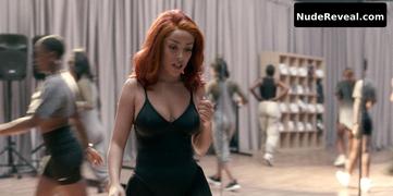 DOJA CAT nude in Dave