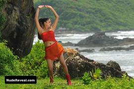 PRIYAMANI nude in Raaj
