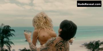LILY JAMES nude in Pam & Tommy