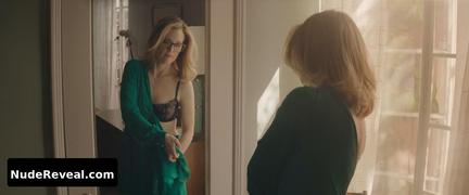 JULIANNE MOORE nude in Gloria Bell