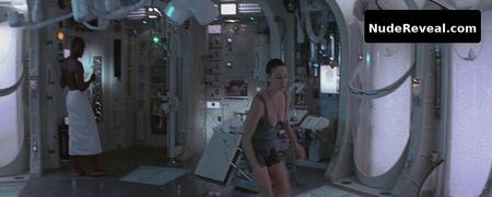 KATHLEEN QUINLAN nude in Event Horizon