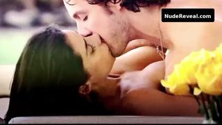 PAOLA NUNEZ nude in Reina de corazones