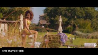 KIARA ADVANI nude in War 2