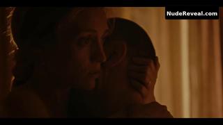 EVELYNE BROCHU nude in Chouchou