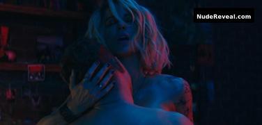 KATE BECKINSALE nude in Jolt