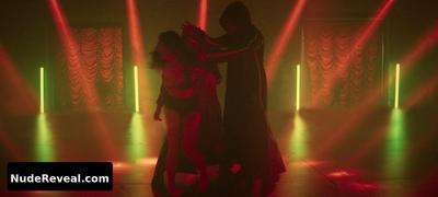 ILAYDA AKDOGAN nude in 10 Days of a Curious Man