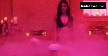 DARSHANA BANIK nude in Hello Mini