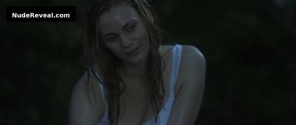 RUTH VEGA FERNANDEZ nude in Kiss Me