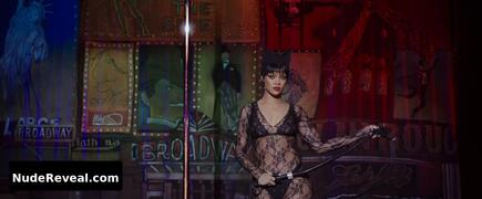 RIHANNA nude in Valerian and the City of a Thousand Planets