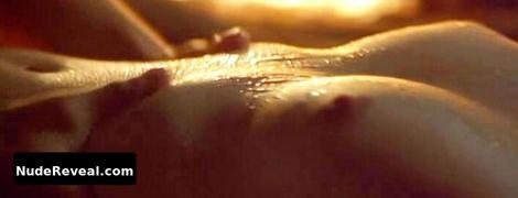 JULIETTE BINOCHE nude in The Horseman on the Roof