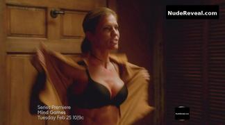 TRICIA HELFER nude in Killer Women