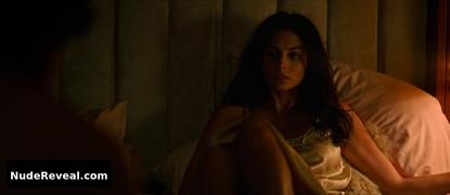 PARDIS SAREMI nude in Death and Other Details