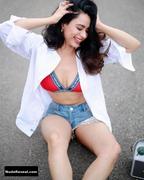 SOUNDARYA SHARMA nude in Housefull 4