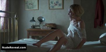 ANA FERNANDEZ nude in Cable Girls