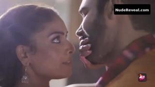 NAINA CHHABRA nude in Gandi Baat