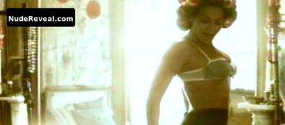 BEYONCE KNOWLES nude in Irreplaceable