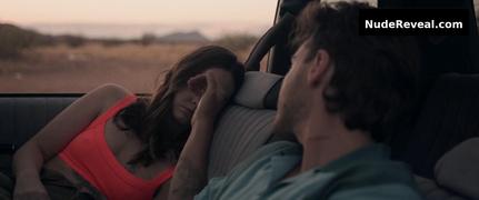 LIANA LIBERATO nude in Dig