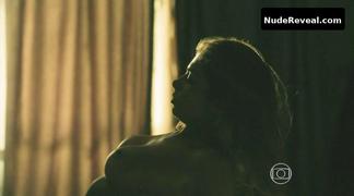 GRAZI MASSAFERA nude in Verdades Secretas