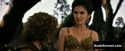ELODIE YUNG nude in Gods of Egypt