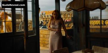KATE WINSLET nude in Wonder Wheel