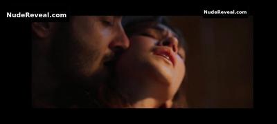 KRITI SANON nude in Do Patti