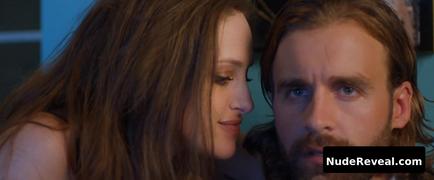 CARLY CHAIKIN nude in Social Animals