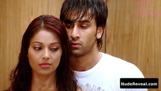 BIPASHA BASU nude in Bachna Ae Haseeno
