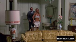DYAN CANNON nude in The Anderson Tapes