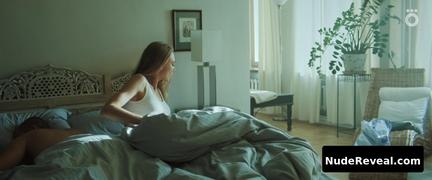 OKSANA AKINSHINA nude in South Wind