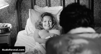 VALERIE PERRINE nude in Lenny