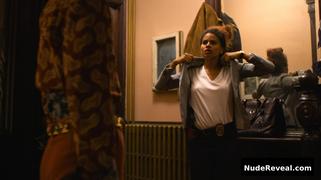 ZAZIE BEETZ nude in Full Circle