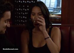 OLIVIA MUNN nude in New Girl