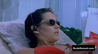 MARION COTILLARD nude in Une femme piegee