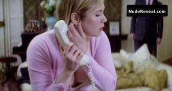 RENEE ZELLWEGER nude in Bridget Jones: The Edge of Reason