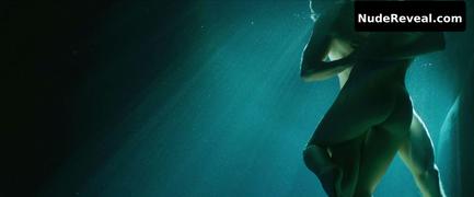PAULINA GALAZKA nude in Girls to Buy