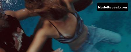 JESSICA ALBA nude in Into the Blue