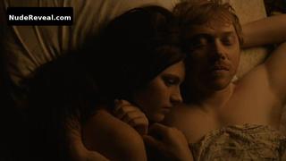 NELL TIGER FREE nude in Servant