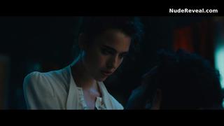 MARGARET QUALLEY nude in Sanctuary