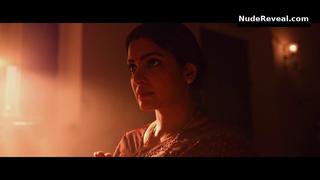 DIVYA PILLAI nude in Mangalavaaram