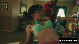 FRANKIE SHAW nude in SMILF