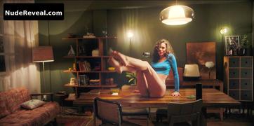 BRUNA MARQUEZINE nude in Benefits with Friends