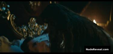 DOMINIQUE DEVENPORT nude in Sisi