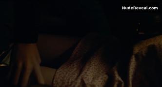 HAILEE STEINFELD nude in The Edge Of Seventeen