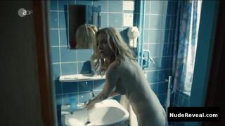 STEFANIE STAPPENBECK nude in Der 7. Tag