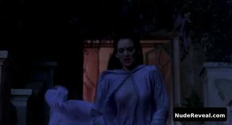 WINONA RYDER nude in Dracula