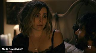 MAE WHITMAN nude in Good Girls