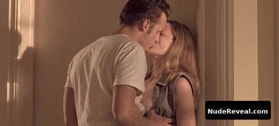 ELISABETH SHUE nude in Leo