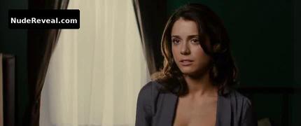 ALICE HUNTER nude in Girl House
